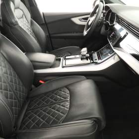 Foto inzerátu Audi Q8 50 TDI