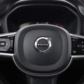 Volvo XC60 B4 AWD / 19715802