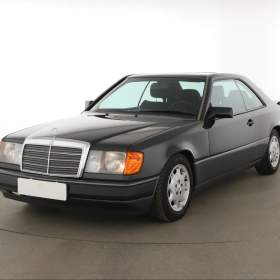 Foto inzerátu Mercedes W124 230 CE