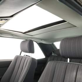 Foto inzerátu Mercedes W124 230 CE