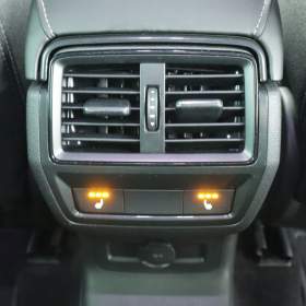 Foto inzerátu Skoda Karoq 1.5 TSI