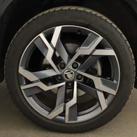 Foto inzerátu Skoda Karoq 2.0 TDI