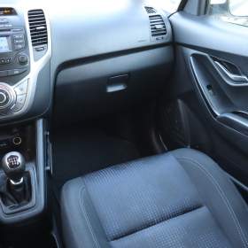 Foto inzerátu Hyundai ix20 1.6 CVVT