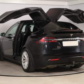Foto inzerátu Tesla Model X 90D