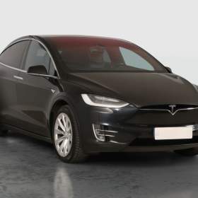 Foto inzerátu Tesla Model X 90D