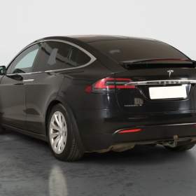 Foto inzerátu Tesla Model X 90D