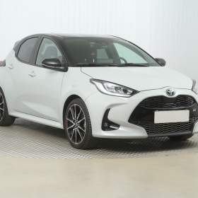 Foto inzerátu Toyota Yaris 1.5 VVT-i Hybrid