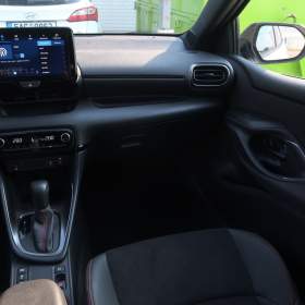 Foto inzerátu Toyota Yaris 1.5 VVT-i Hybrid
