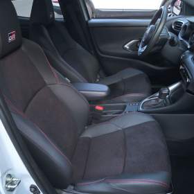 Foto inzerátu Toyota Yaris 1.5 VVT-i Hybrid