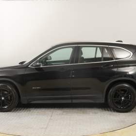 Foto inzerátu BMW X1 xDrive18d