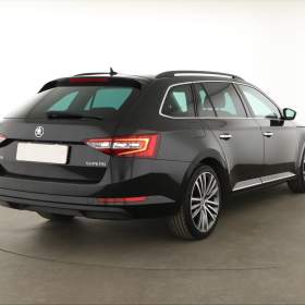Foto inzerátu Skoda Superb 2.0 TDI