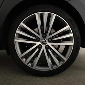 Foto inzerátu Skoda Superb 2.0 TDI