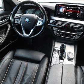 BMW 5 530d xDrive / 19788685
