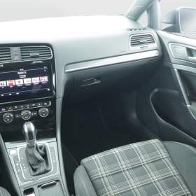 Foto inzerátu VW Golf 2.0 TDI GTD