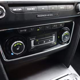 Foto inzerátu Skoda Superb 1.4 TSI
