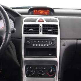 Foto inzerátu Peugeot 307 1.6 16V