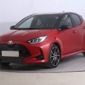 Foto inzerátu Toyota Yaris 1.5 VVT-i Hybrid