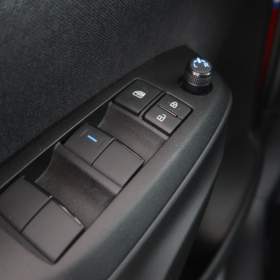 Foto inzerátu Toyota Yaris 1.5 VVT-i Hybrid