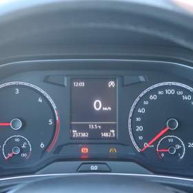 Foto inzerátu VW T-Roc 2.0 TDI