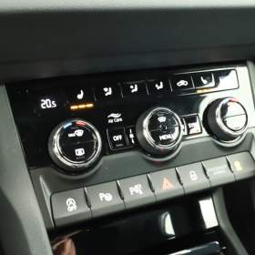 Foto inzerátu Skoda Karoq 2.0 TDI