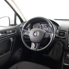 VW Touareg 3.0 TDI / 19820241
