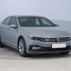 VW Passat 2.0 TSI / 19820686