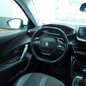 Foto inzerátu Peugeot 2008 1.2 PureTech