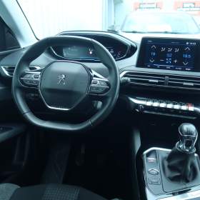 Foto inzerátu Peugeot 3008 1.2 PureTech