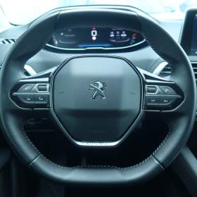 Foto inzerátu Peugeot 3008 1.2 PureTech