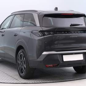 Foto inzerátu Peugeot 5008 PureTech 130