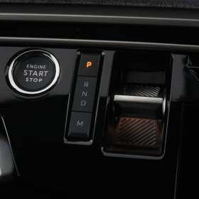 Foto inzerátu Peugeot 5008 PureTech 130