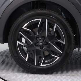 Foto inzerátu Peugeot 5008 PureTech 130