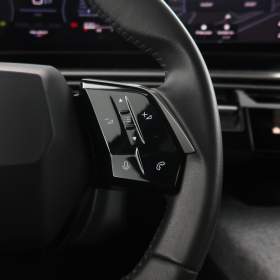 Foto inzerátu Peugeot 5008 PureTech 130