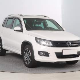 VW Tiguan 2.0 TDI / 19838203