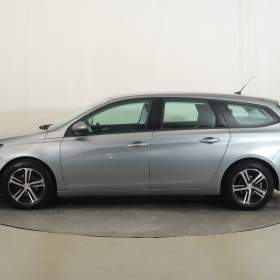 Foto inzerátu Peugeot 308 1.2 PureTech