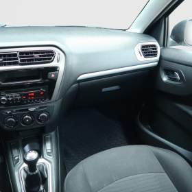 Foto inzerátu Peugeot 301 1.6 VTi