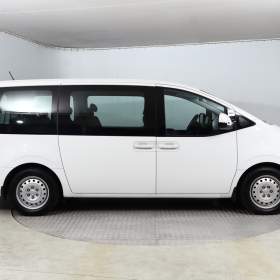 Foto inzerátu Hyundai Staria 2.2 CRDi