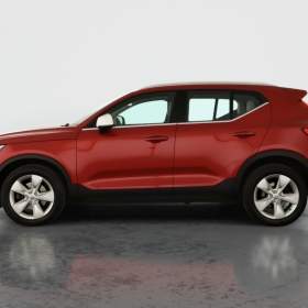 Foto inzerátu Volvo XC40 B4