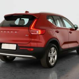 Foto inzerátu Volvo XC40 B4