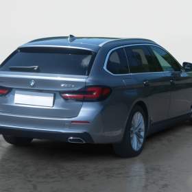 Foto inzerátu BMW 5 530e xDrive