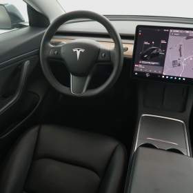 Foto inzerátu Tesla Model 3 Std Range Plus 55kWh