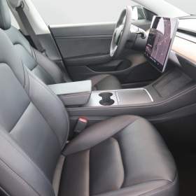 Foto inzerátu Tesla Model 3 Std Range Plus 55kWh