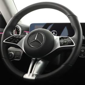 Foto inzerátu Mercedes CLA 200