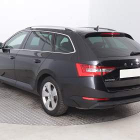 Foto inzerátu Skoda Superb 1.5 TSI