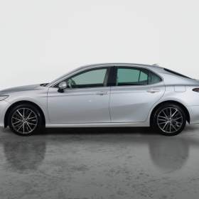 Foto inzerátu Toyota Camry 2.5 Hybrid