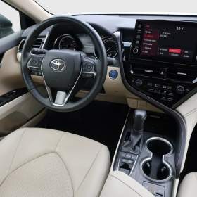 Foto inzerátu Toyota Camry 2.5 Hybrid