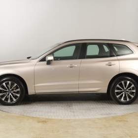 Foto inzerátu Volvo XC60 B4 AWD