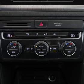 Foto inzerátu VW Golf Sportsvan 1.0 TSI