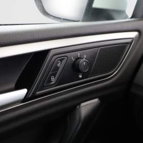 Foto inzerátu VW Golf Sportsvan 1.0 TSI