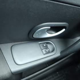 Foto inzerátu Renault Clio 1.2 16V